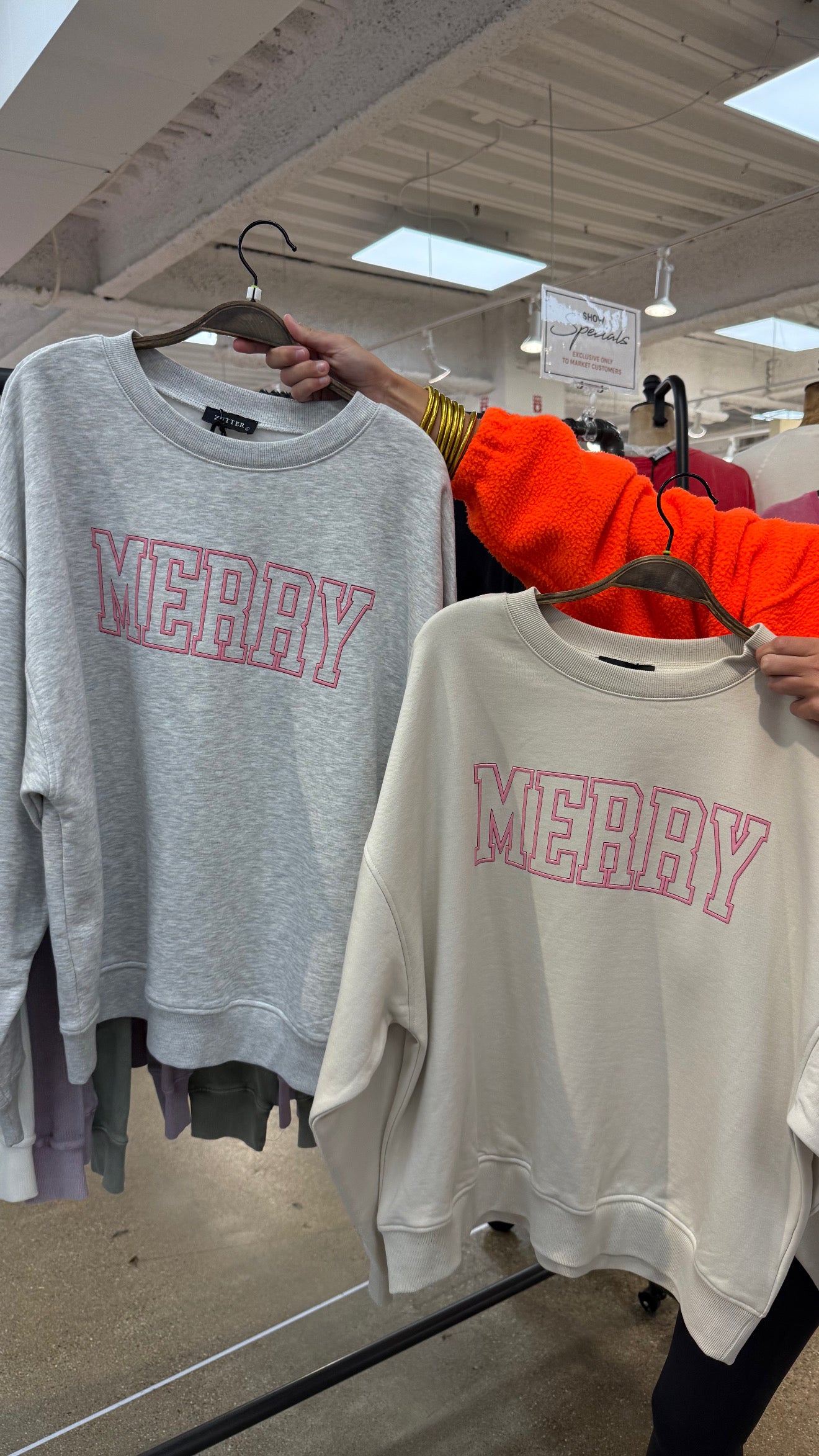 Merry Sweatshirt - Heather Grey