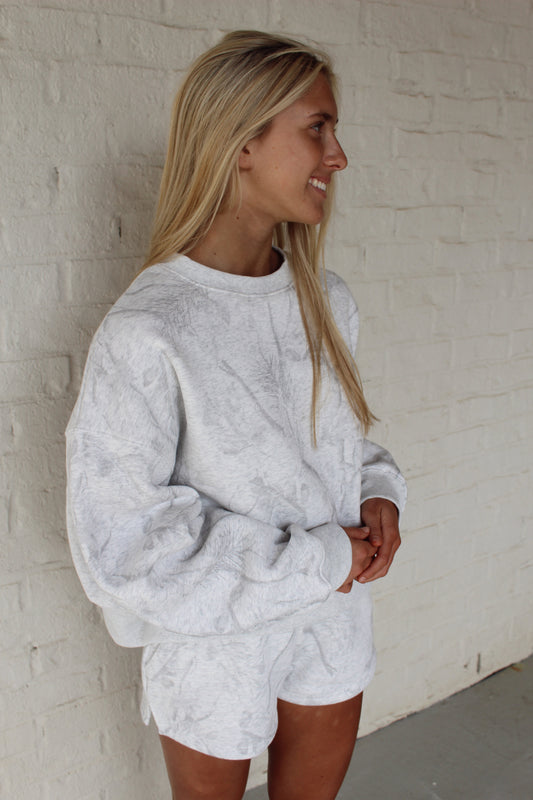 Karly Camo Sweatshirt