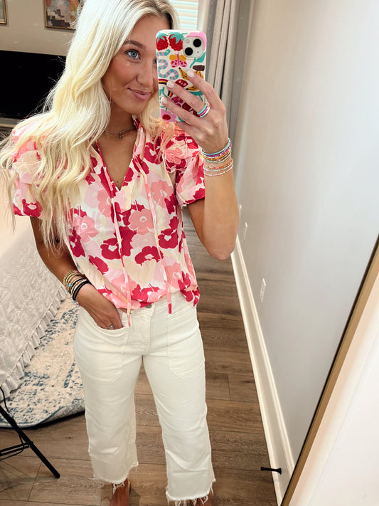 Floral Split Neck Ruffle Top Pink