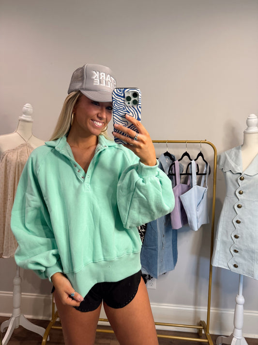 Saylor Pullover