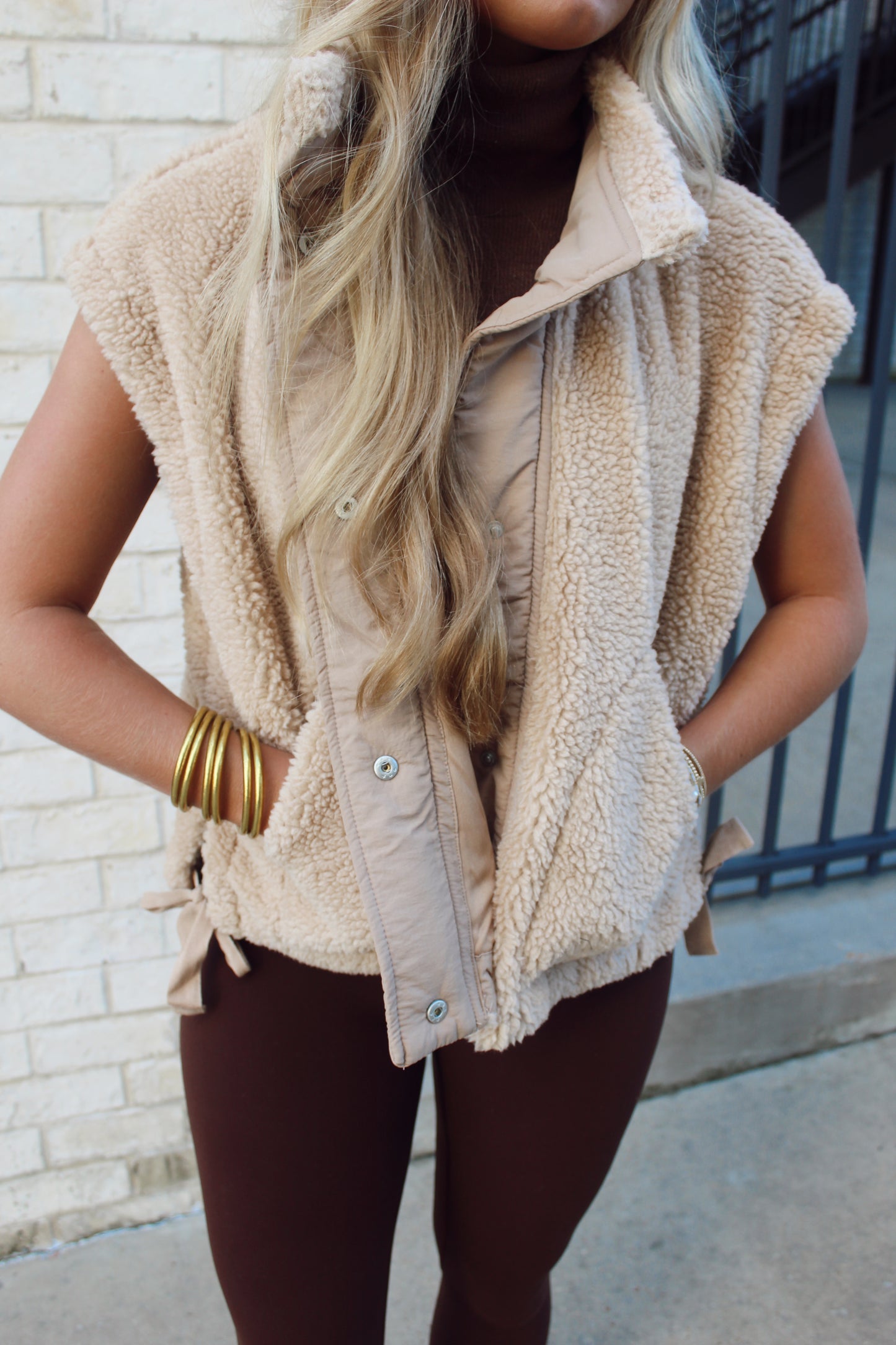 Karlie Oversized Sherpa Vest - beige